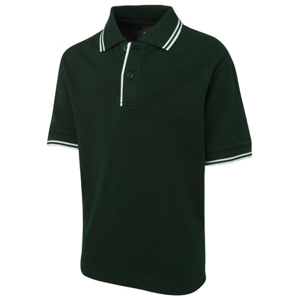 This Kids' Classic Contrast Polo Shirt combines durability with excellent UPF 50+ sun protection, making it ideal for active children.