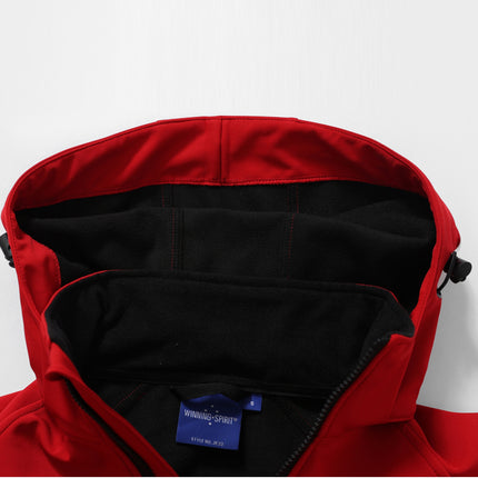 The Men's Aspen Performance Hooded Jacket offers reliable all-weather protection with its softshell design, keeping you comfortable in various conditions.