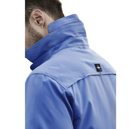 The Syzmik Men's Outdoor Short Sleeve Shirt is designed for comfort and performance with its lightweight, breathable fabric that keeps you cool during active outdoor work.