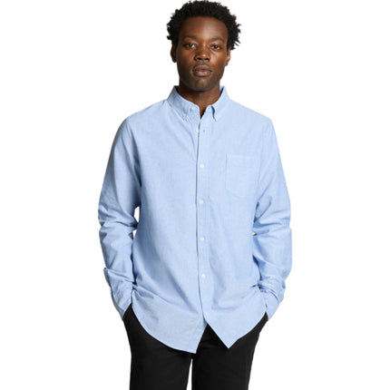 The AS Colour Men's Oxford Shirt in Classic Fit 5401 combines timeless style with customizable branding, ideal for professional settings.
