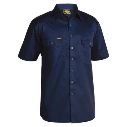 The Bisley Men's Cool Lightweight Drill Short Sleeve Shirt offers durability and comfort with its breathable drill fabric, perfect for demanding work environments.