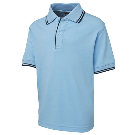 This Kids' Classic Contrast Polo Shirt combines durability with excellent UPF 50+ sun protection, making it ideal for active children.