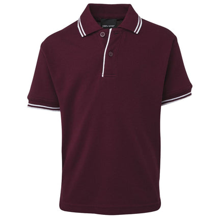 This Kids' Classic Contrast Polo Shirt combines durability with excellent UPF 50+ sun protection, making it ideal for active children.