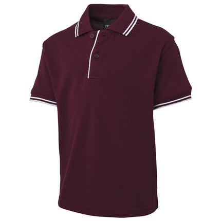 This Kids' Classic Contrast Polo Shirt combines durability with excellent UPF 50+ sun protection, making it ideal for active children.