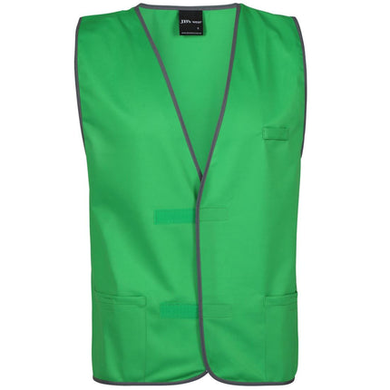 This coloured vest offers a practical and visible layer for various work and outdoor activities. 