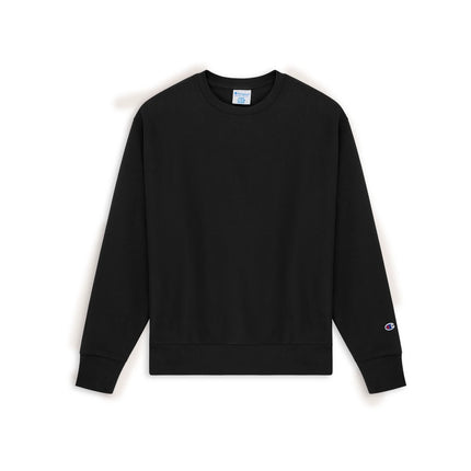 Champion S149 Adult Reverse Weave Crew Sweatshirt in Black, front view.